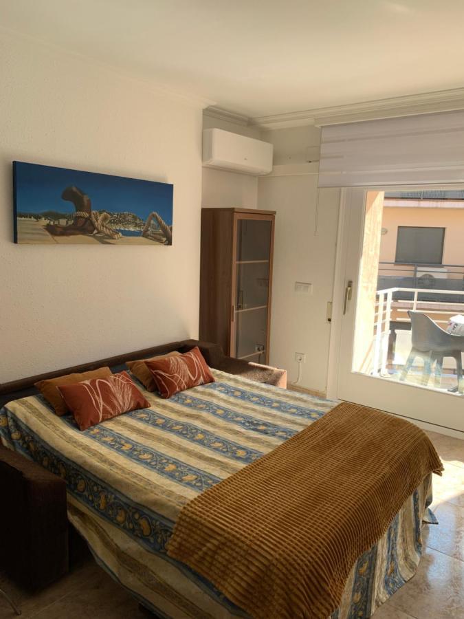 Acogedor Apartamento En Roses - 50M Playa - Wifi - Aire Acondicionado Luaran gambar